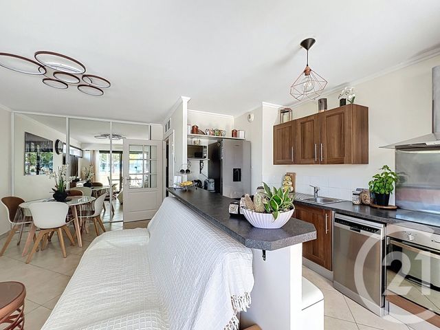 Appartement F2 à vendre - 2 pièces - 45,35 m2 - Villeneuve Loubet - 06 - PROVENCE-ALPES-COTE-D-AZUR