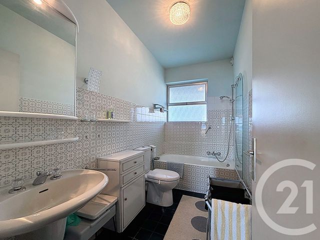 Appartement F3 &agrave; vendre - 3 pi&egrave;ces - 78,39 m2 - Villeneuve Loubet - 06 - PROVENCE-ALPES-COTE-D-AZUR