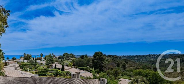 Appartement T3 à vendre - 3 pièces - 90 m2 - Villeneuve Loubet - 06 - PROVENCE-ALPES-COTE-D-AZUR