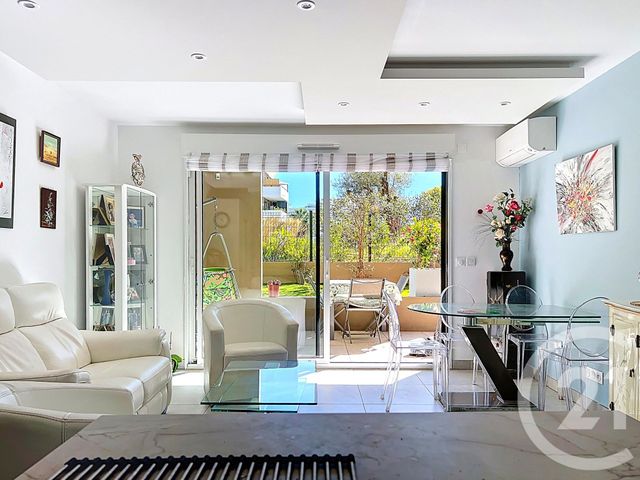 Appartement T3 à vendre - 3 pièces - 62 m2 - Villeneuve Loubet - 06 - PROVENCE-ALPES-COTE-D-AZUR