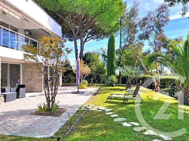 Maison à vendre - 7 pièces - 186 m2 - Biot - 06 - PROVENCE-ALPES-COTE-D-AZUR