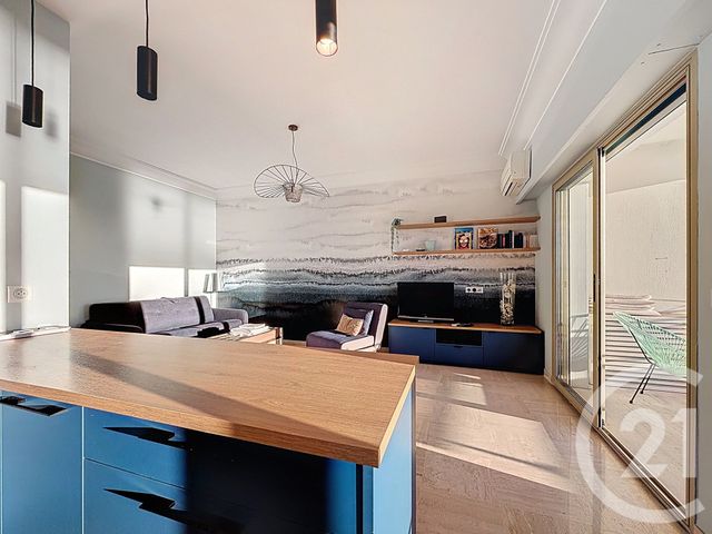 Appartement T1 à louer - 1 pièce - 33 m2 - Villeneuve Loubet - 06 - PROVENCE-ALPES-COTE-D-AZUR