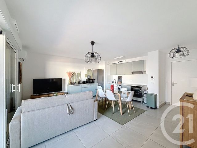 Appartement T3 à louer - 3 pièces - 60,91 m2 - Villeneuve Loubet - 06 - PROVENCE-ALPES-COTE-D-AZUR