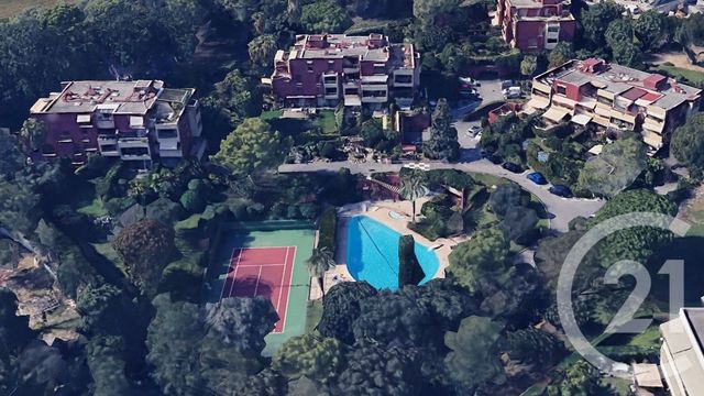 Appartement F3 à vendre - 3 pièces - 81,01 m2 - Villeneuve Loubet - 06 - PROVENCE-ALPES-COTE-D-AZUR