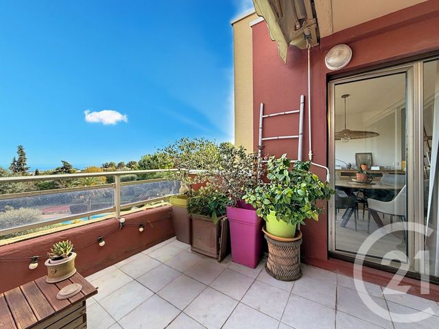 Appartement F3 à vendre - 3 pièces - 81,01 m2 - Villeneuve Loubet - 06 - PROVENCE-ALPES-COTE-D-AZUR
