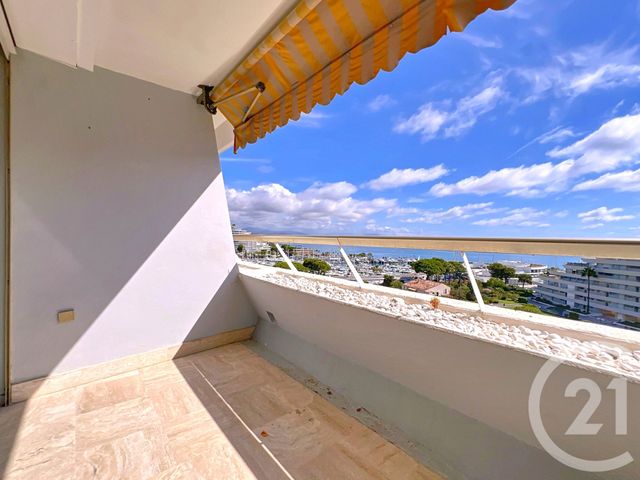 Appartement T1 &agrave; louer - 1 pi&egrave;ce - 29,65 m2 - Villeneuve Loubet - 06 - PROVENCE-ALPES-COTE-D-AZUR