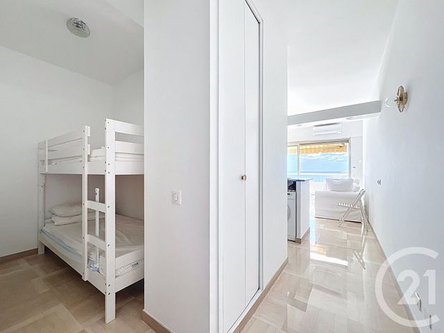 Appartement T1 &agrave; louer - 1 pi&egrave;ce - 29,65 m2 - Villeneuve Loubet - 06 - PROVENCE-ALPES-COTE-D-AZUR