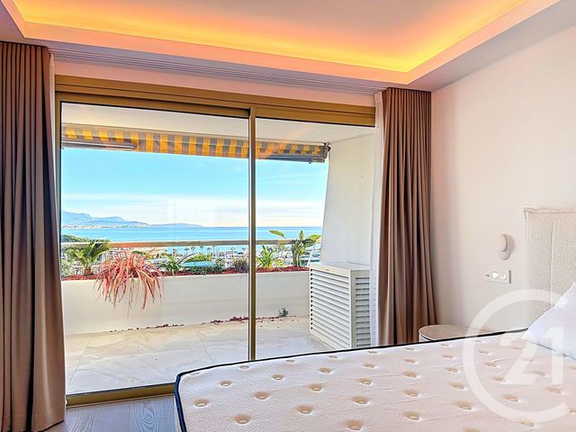 Appartement T3 &agrave; vendre - 3 pi&egrave;ces - 90 m2 - Villeneuve Loubet - 06 - PROVENCE-ALPES-COTE-D-AZUR