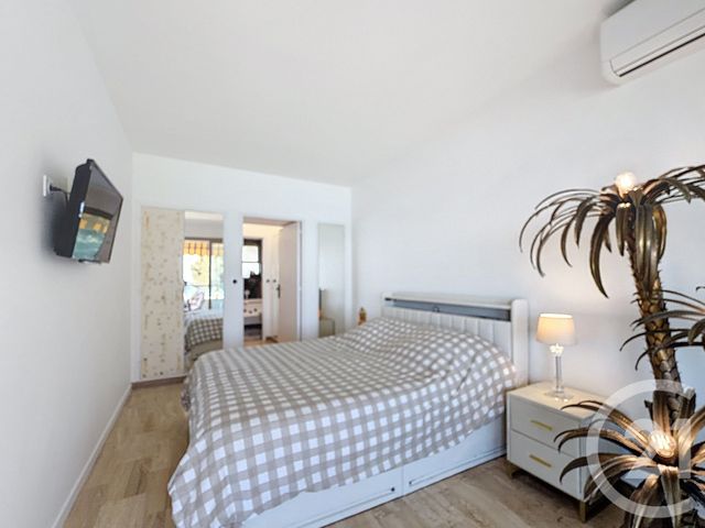 Appartement F3 &agrave; vendre - 3 pi&egrave;ces - 57 m2 - Villeneuve Loubet - 06 - PROVENCE-ALPES-COTE-D-AZUR