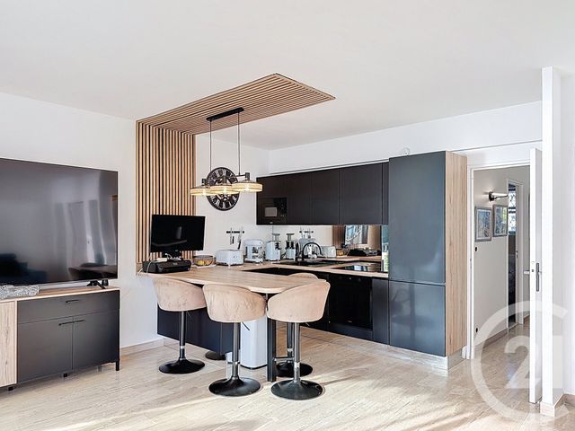 Appartement F3 &agrave; vendre - 3 pi&egrave;ces - 57 m2 - Villeneuve Loubet - 06 - PROVENCE-ALPES-COTE-D-AZUR