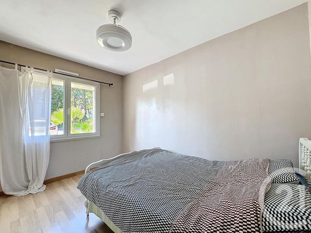 Appartement T2 &agrave; louer - 2 pi&egrave;ces - 52 m2 - Villeneuve Loubet - 06 - PROVENCE-ALPES-COTE-D-AZUR