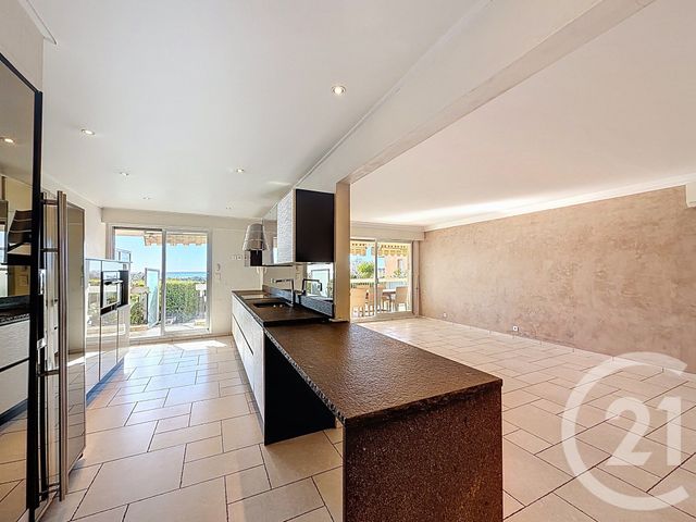 Appartement F4 &agrave; vendre - 4 pi&egrave;ces - 95 m2 - Villeneuve Loubet - 06 - PROVENCE-ALPES-COTE-D-AZUR
