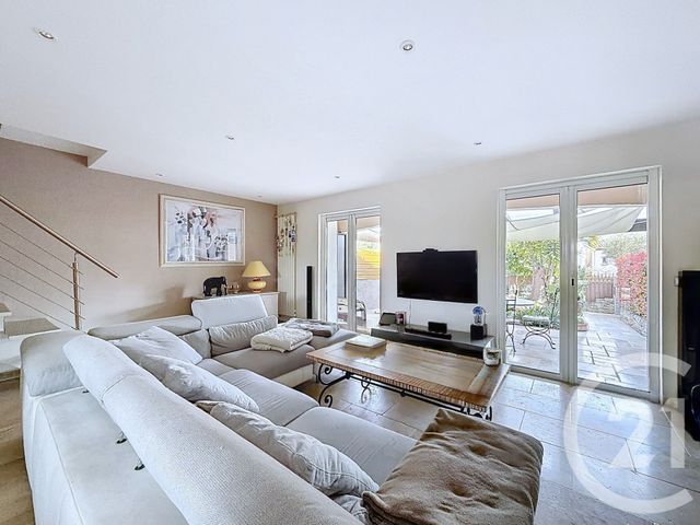 Maison &agrave; vendre - 5 pi&egrave;ces - 101,36 m2 - Villeneuve Loubet - 06 - PROVENCE-ALPES-COTE-D-AZUR