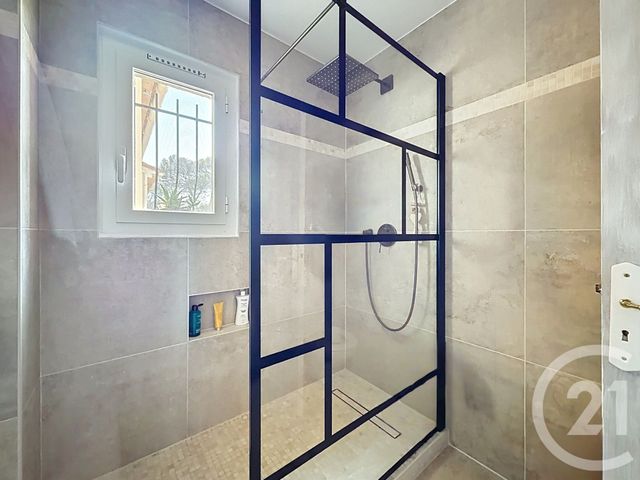 Maison &agrave; vendre - 5 pi&egrave;ces - 101,36 m2 - Villeneuve Loubet - 06 - PROVENCE-ALPES-COTE-D-AZUR