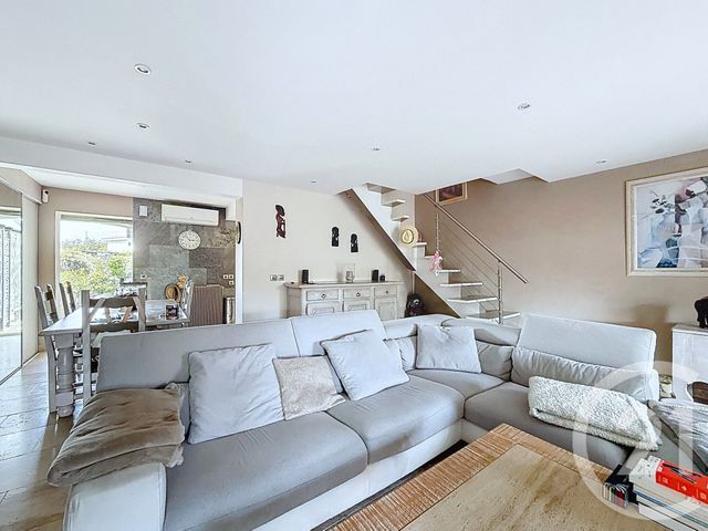 Maison &agrave; vendre - 5 pi&egrave;ces - 101,36 m2 - Villeneuve Loubet - 06 - PROVENCE-ALPES-COTE-D-AZUR