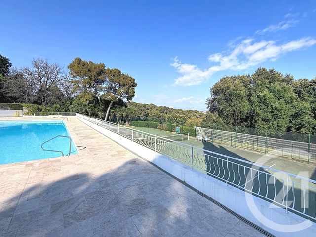 Maison &agrave; vendre - 5 pi&egrave;ces - 101,36 m2 - Villeneuve Loubet - 06 - PROVENCE-ALPES-COTE-D-AZUR