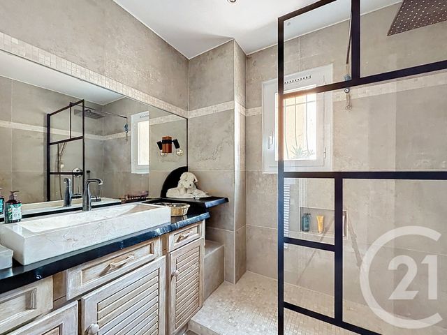 Maison &agrave; vendre - 5 pi&egrave;ces - 101,36 m2 - Villeneuve Loubet - 06 - PROVENCE-ALPES-COTE-D-AZUR