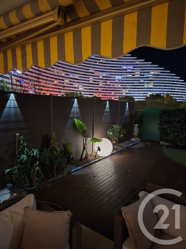 Appartement T3 &agrave; vendre - 3 pi&egrave;ces - 56 m2 - Villeneuve Loubet - 06 - PROVENCE-ALPES-COTE-D-AZUR