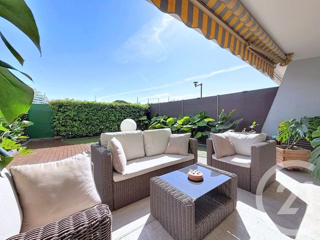 Appartement T3 &agrave; vendre - 3 pi&egrave;ces - 56 m2 - Villeneuve Loubet - 06 - PROVENCE-ALPES-COTE-D-AZUR