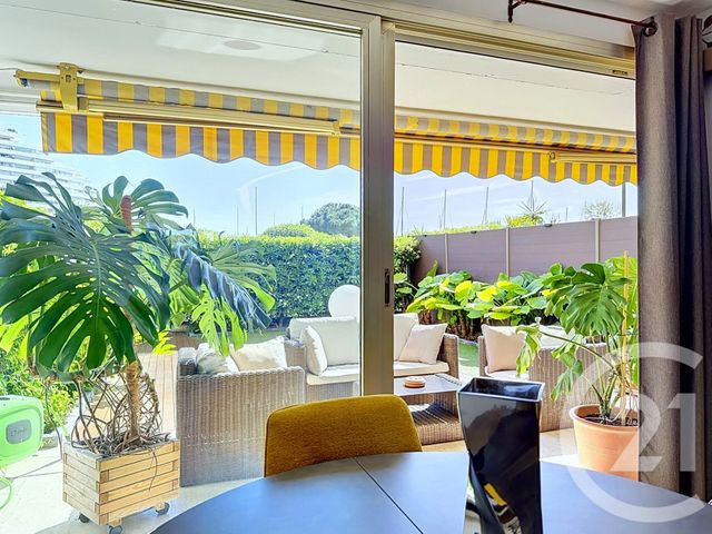 Appartement T3 &agrave; vendre - 3 pi&egrave;ces - 56 m2 - Villeneuve Loubet - 06 - PROVENCE-ALPES-COTE-D-AZUR