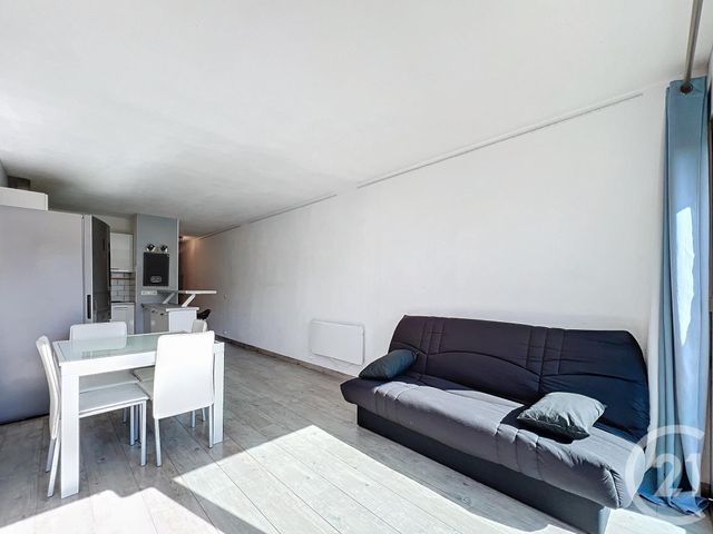 Appartement Studio &agrave; louer - 1 pi&egrave;ce - 34,85 m2 - Villeneuve Loubet - 06 - PROVENCE-ALPES-COTE-D-AZUR