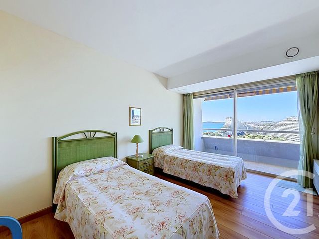 Appartement F4 &agrave; vendre - 4 pi&egrave;ces - 105,64 m2 - Villeneuve Loubet - 06 - PROVENCE-ALPES-COTE-D-AZUR