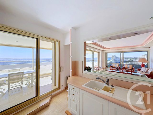 Appartement F4 &agrave; vendre - 4 pi&egrave;ces - 105,64 m2 - Villeneuve Loubet - 06 - PROVENCE-ALPES-COTE-D-AZUR