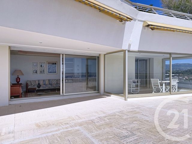 Appartement F4 &agrave; vendre - 4 pi&egrave;ces - 105,64 m2 - Villeneuve Loubet - 06 - PROVENCE-ALPES-COTE-D-AZUR