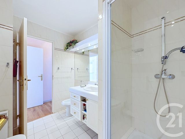 Appartement F4 &agrave; vendre - 4 pi&egrave;ces - 105,64 m2 - Villeneuve Loubet - 06 - PROVENCE-ALPES-COTE-D-AZUR