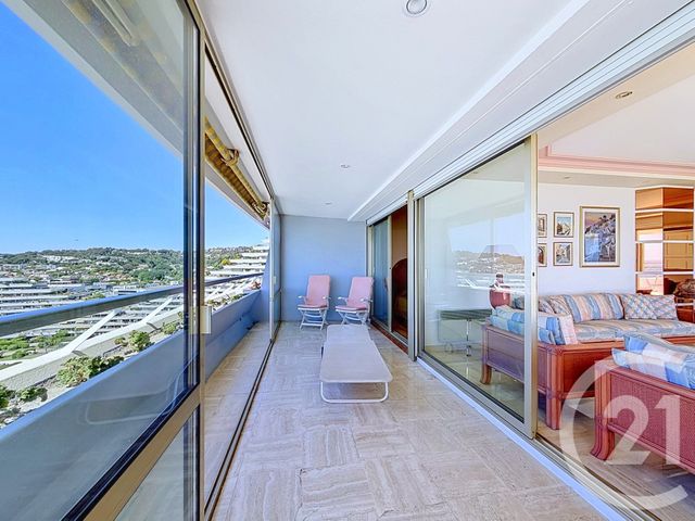 Appartement F4 &agrave; vendre - 4 pi&egrave;ces - 105,64 m2 - Villeneuve Loubet - 06 - PROVENCE-ALPES-COTE-D-AZUR