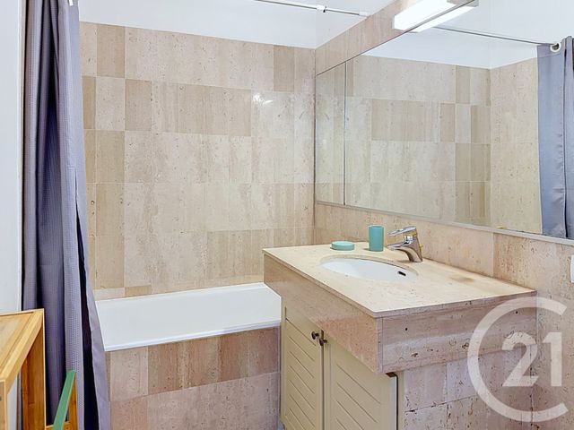Appartement Studio Cabine &agrave; vendre - 1 pi&egrave;ce - 26,39 m2 - Villeneuve Loubet - 06 - PROVENCE-ALPES-COTE-D-AZUR