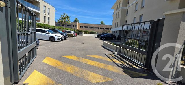Parking &agrave; vendre - 21 m2 - Villeneuve Loubet - 06 - PROVENCE-ALPES-COTE-D-AZUR