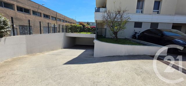 Parking &agrave; vendre - 21 m2 - Villeneuve Loubet - 06 - PROVENCE-ALPES-COTE-D-AZUR
