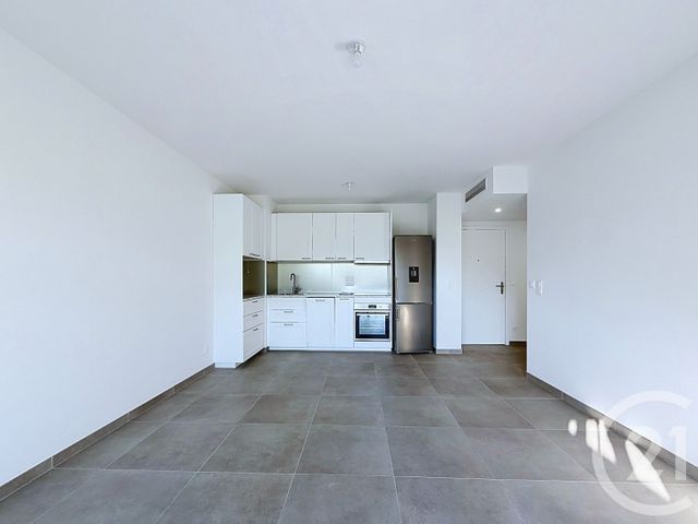 Appartement T3 &agrave; louer - 3 pi&egrave;ces - 57 m2 - Villeneuve Loubet - 06 - PROVENCE-ALPES-COTE-D-AZUR