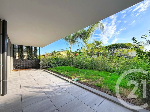 Appartement T3 &agrave; louer - 3 pi&egrave;ces - 57 m2 - Villeneuve Loubet - 06 - PROVENCE-ALPES-COTE-D-AZUR