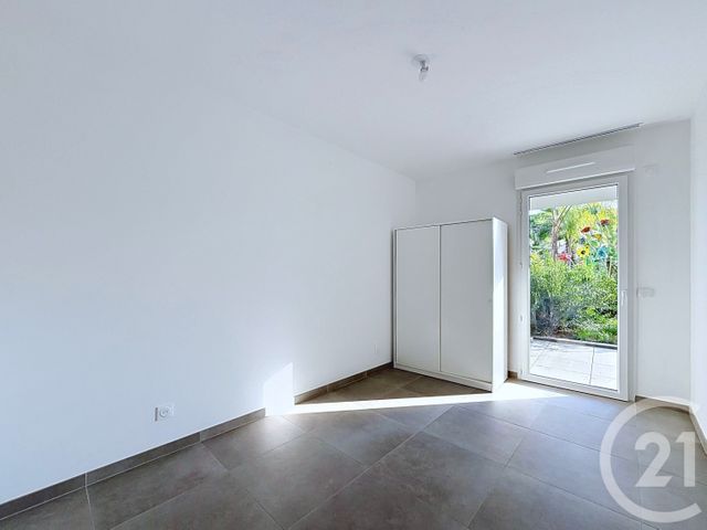 Appartement T3 &agrave; louer - 3 pi&egrave;ces - 57 m2 - Villeneuve Loubet - 06 - PROVENCE-ALPES-COTE-D-AZUR