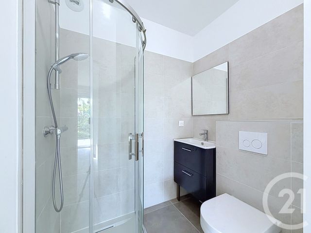 Appartement T3 &agrave; louer - 3 pi&egrave;ces - 57 m2 - Villeneuve Loubet - 06 - PROVENCE-ALPES-COTE-D-AZUR