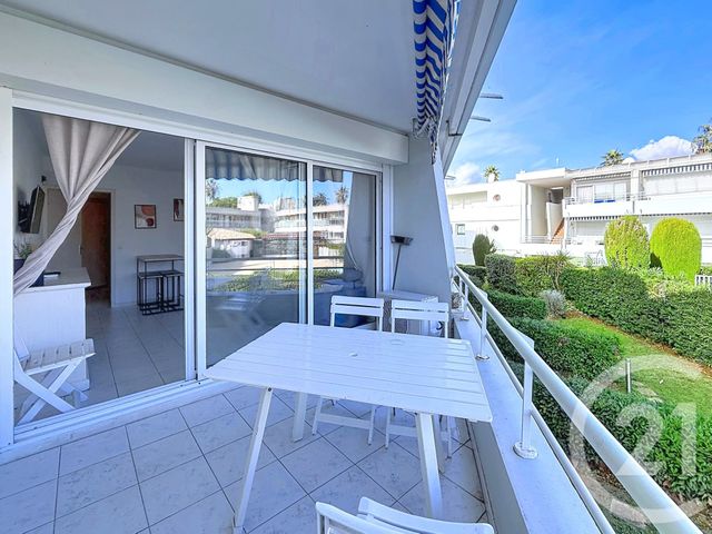Appartement Studio Cabine &agrave; louer - 1 pi&egrave;ce - 24,66 m2 - Villeneuve Loubet - 06 - PROVENCE-ALPES-COTE-D-AZUR