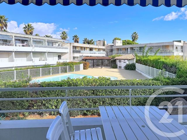 Appartement Studio Cabine &agrave; louer - 1 pi&egrave;ce - 24,66 m2 - Villeneuve Loubet - 06 - PROVENCE-ALPES-COTE-D-AZUR