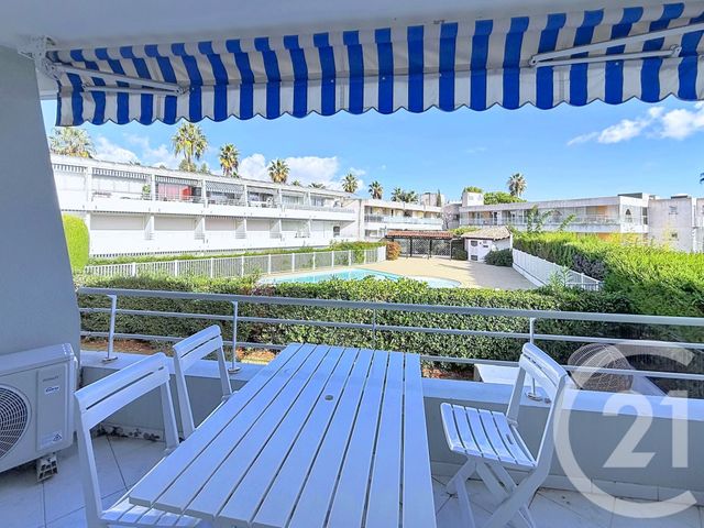 Appartement Studio Cabine &agrave; louer - 1 pi&egrave;ce - 24,66 m2 - Villeneuve Loubet - 06 - PROVENCE-ALPES-COTE-D-AZUR