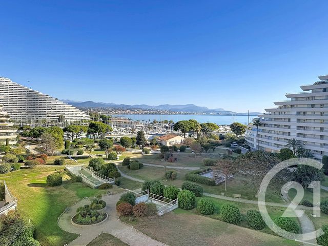 Appartement T2 &agrave; louer - 2 pi&egrave;ces - 36 m2 - Villeneuve Loubet - 06 - PROVENCE-ALPES-COTE-D-AZUR