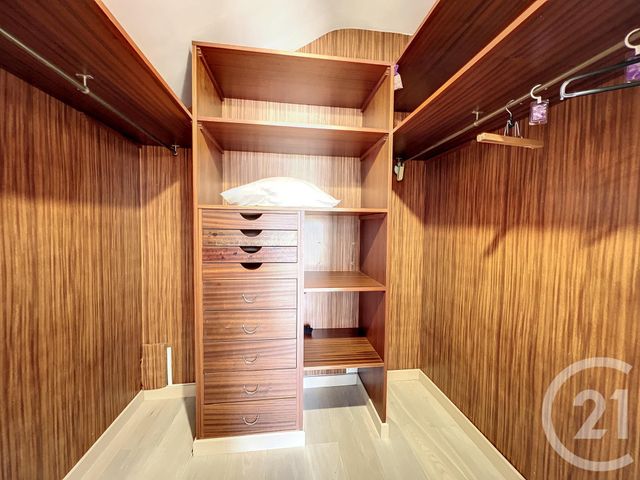 Maison à vendre - 6 pièces - 245 m2 - Villeneuve Loubet - 06 - PROVENCE-ALPES-COTE-D-AZUR