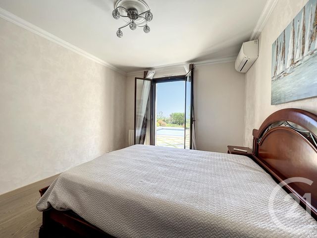 Maison à vendre - 6 pièces - 245 m2 - Villeneuve Loubet - 06 - PROVENCE-ALPES-COTE-D-AZUR