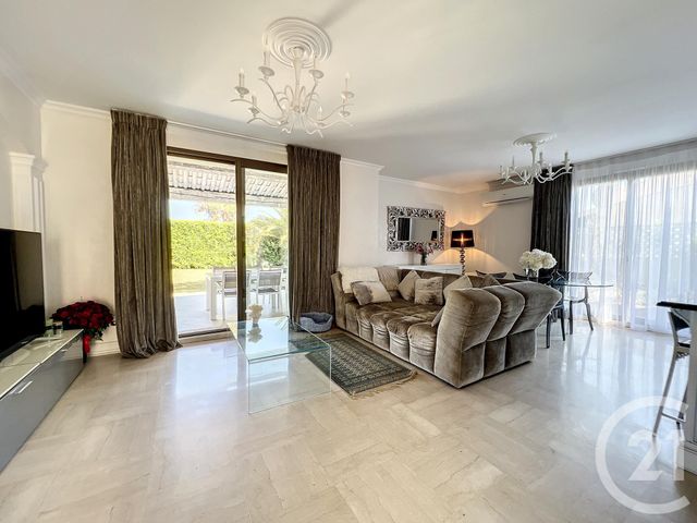 Maison à vendre - 5 pièces - 161 m2 - Villeneuve Loubet - 06 - PROVENCE-ALPES-COTE-D-AZUR