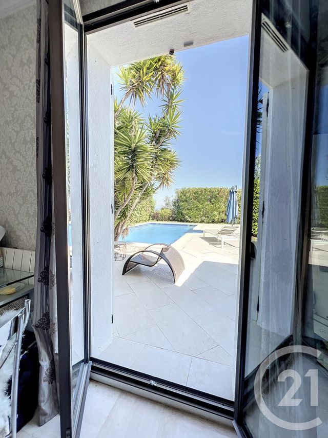 Maison à vendre - 5 pièces - 161 m2 - Villeneuve Loubet - 06 - PROVENCE-ALPES-COTE-D-AZUR