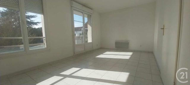 Appartement Studio à louer - 1 pièce - 27 m2 - Lievin - 62 - NORD-PAS-DE-CALAIS