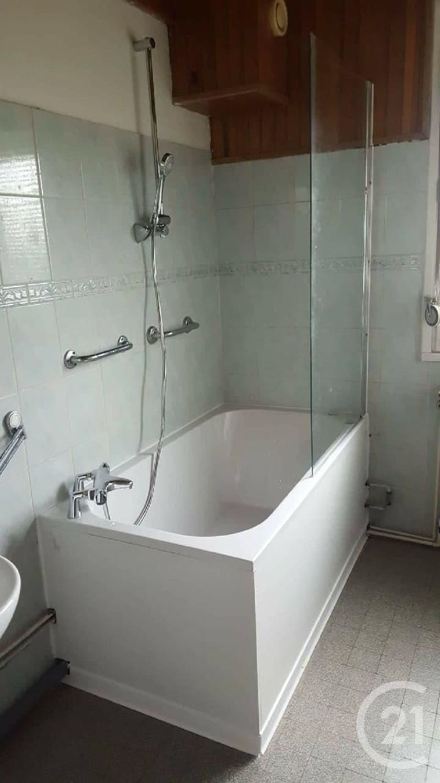 Maison &agrave; louer - 4 pi&egrave;ces - 85,69 m2 - Lievin - 62 - NORD-PAS-DE-CALAIS