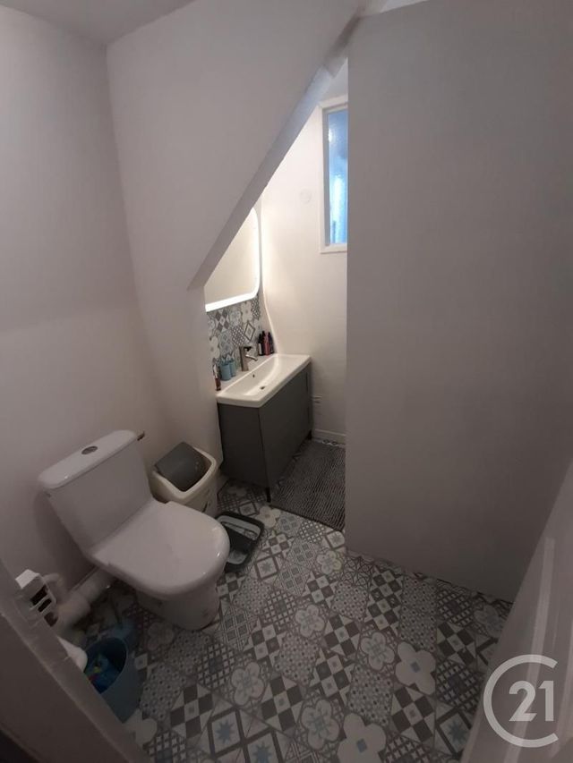 Appartement &agrave; louer - 2 pi&egrave;ces - 42 m2 - Arras - 62 - NORD-PAS-DE-CALAIS