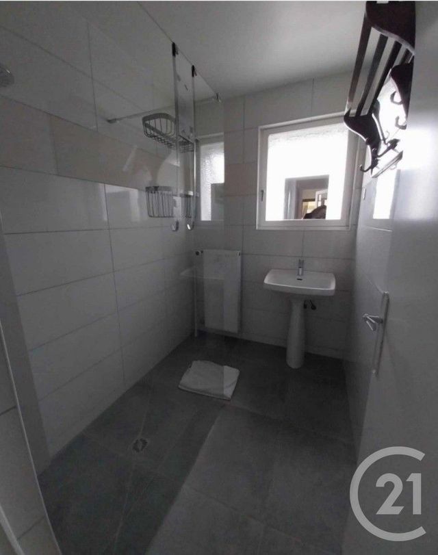 Appartement Chambre &agrave; louer - 1 pi&egrave;ce - 9,95 m2 - Lievin - 62 - NORD-PAS-DE-CALAIS