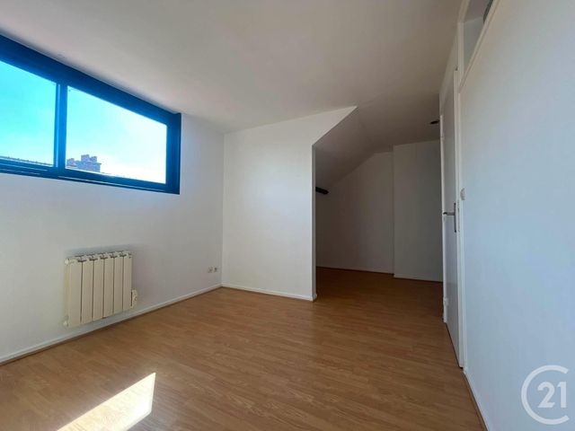 Appartement T3 &agrave; louer - 3 pi&egrave;ces - 74,44 m2 - Lens - 62 - NORD-PAS-DE-CALAIS